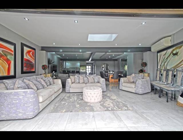 4 BEDROOM DUPLEX FOR SALE IN VAAL RIVER